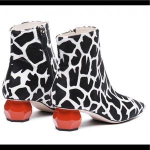 RARE Frances Valentine Marnie Haircalf Boots